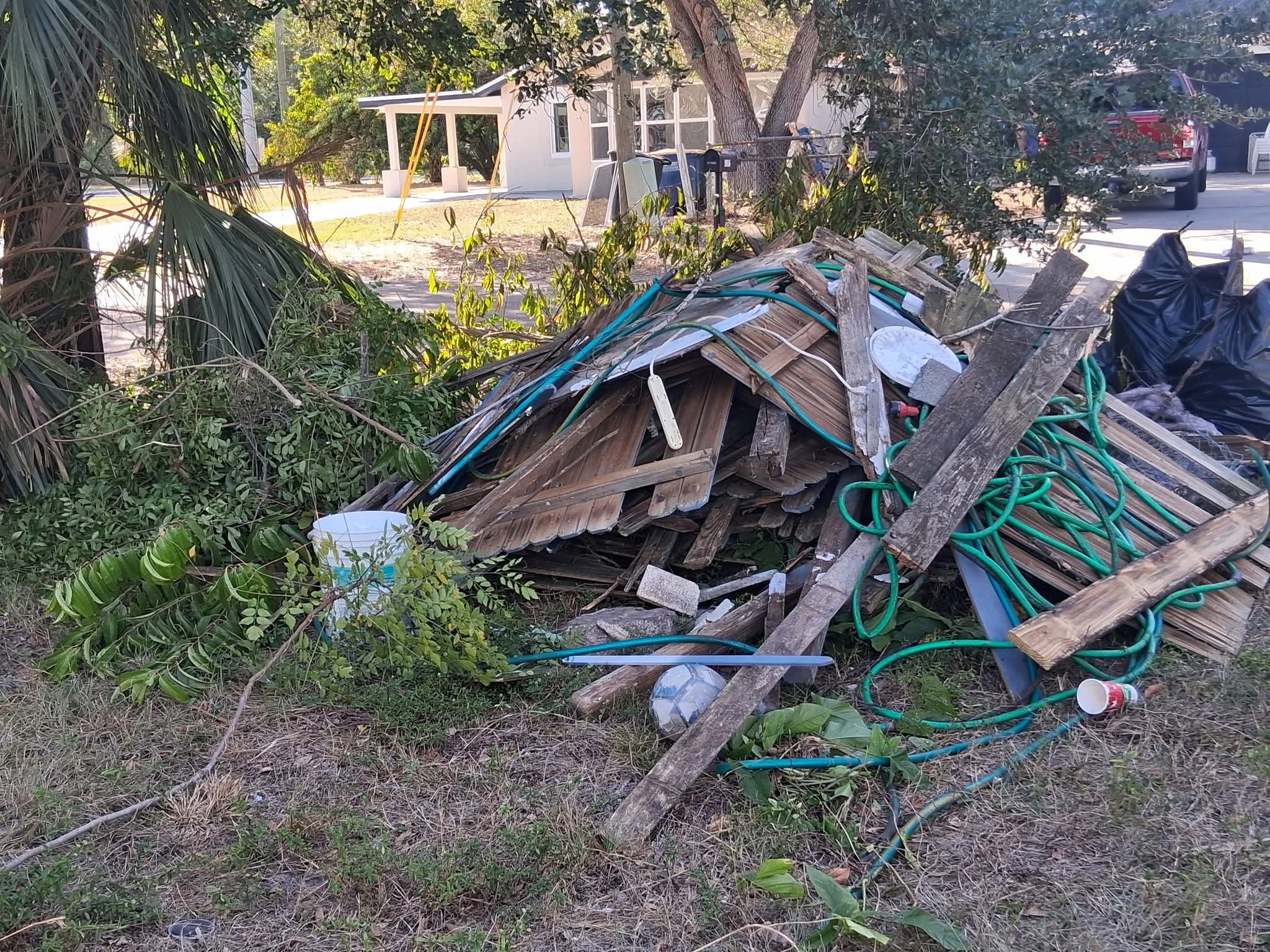 Inside a white-glove cleanout: how our Melbourne crew protects floors, walls, and driveways